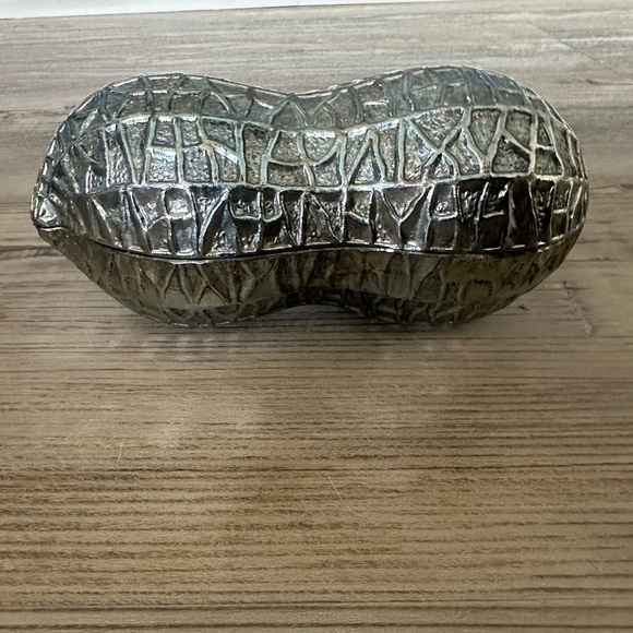 Other - Silver Peanut-Shaped trinket Box